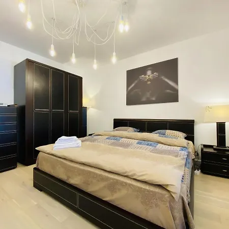 Deluxe Studio Close To The Afi Shopping City